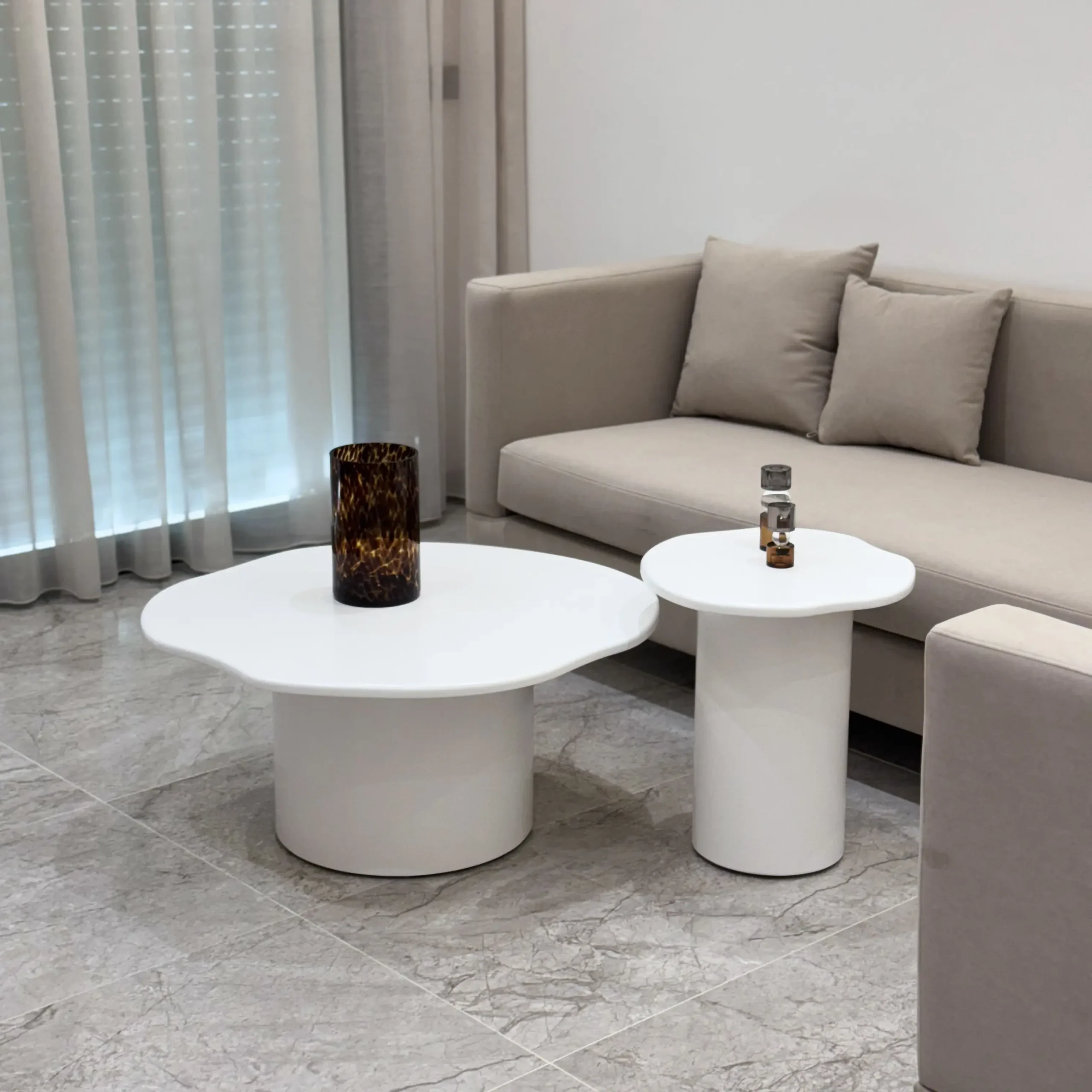 Duo tables Parasite – Image 2